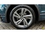 Volkswagen Tiguan R-line 1.5 TSI 150pk Elegance | LED verl. | Panoramadak | Leder | Memory | Camera | Navigatie| Stoelverwarming