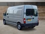Renault Master T35 2.5 dCi L2H2 * ZEER NETTE BUS * GESCHIKT VOOR CAMPER * NAP * AIRCO *