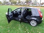 Ford Fiesta met nieuwe  a p k