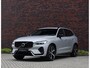Volvo XC60 T8 AWD Ultimate Dark | Pano - Bow&Wil - Trekhaak