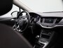 Opel Astra 1.2 Business Edition | Parkeer sensoren | Cruise control | DAB | Camera | Climate control | Apple carplay
