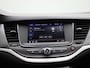 Opel Astra 1.2 Business Edition | Parkeer sensoren | Cruise control | DAB | Camera | Climate control | Apple carplay