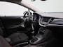 Opel Astra 1.2 Business Edition | Parkeer sensoren | Cruise control | DAB | Camera | Climate control | Apple carplay