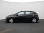Opel Astra 1.2 Business Edition | Parkeer sensoren | Cruise control | DAB | Camera | Climate control | Apple carplay