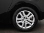 Opel Astra 1.2 Business Edition | Parkeer sensoren | Cruise control | DAB | Camera | Climate control | Apple carplay