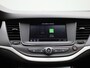 Opel Astra 1.2 Business Edition | Parkeer sensoren | Cruise control | DAB | Camera | Climate control | Apple carplay
