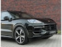 Porsche Cayenne E-Hybrid | PTS Dark Olive - Krijt volleder