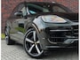 Porsche Cayenne E-Hybrid | PTS Dark Olive - Krijt volleder