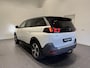 Peugeot 5008 1.2 PureTech Allure | Apple Carplay & Android Auto | Sensoren voor & achter | Trekhaak |