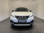 Peugeot 5008 1.2 PureTech Allure | Apple Carplay & Android Auto | Sensoren voor & achter | Trekhaak |
