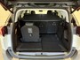 Peugeot 5008 1.2 PureTech Allure | Apple Carplay & Android Auto | Sensoren voor & achter | Trekhaak |