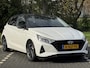 Hyundai i20 1.0 T-GDI 100 PK Premium | Geïntegreerde navigatie & Android Auto & Apple Carplay | Afneembare trekhaak | Stoel/stuur-verwarming | Premium audio |  | Contrasterende dakkleur | Achteruitrijcamera |