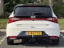 Hyundai i20 1.0 T-GDI 100 PK Premium | Geïntegreerde navigatie & Android Auto & Apple Carplay | Afneembare trekhaak | Stoel/stuur-verwarming | Premium audio |  | Contrasterende dakkleur | Achteruitrijcamera |