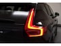 Volvo XC40 1.5 T4 Recharge Expression [ Pano Comfortstoelen Navi Camera ]