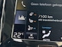 Volvo V60 Cross Country 2.0 B5 AWD Pro | Trekhaak | Elektrische Stoelverstelling | Adaptieve Cruise Control met Stuurhulp | Harman Kardon Audio | Stoelen en Stuurwiel verwarmd | Massagefunctie |