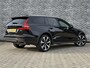 Volvo V60 Cross Country 2.0 B5 AWD Pro | Trekhaak | Elektrische Stoelverstelling | Adaptieve Cruise Control met Stuurhulp | Harman Kardon Audio | Stoelen en Stuurwiel verwarmd | Massagefunctie |