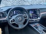 Volvo V60 Cross Country 2.0 B5 AWD Pro | Trekhaak | Elektrische Stoelverstelling | Adaptieve Cruise Control met Stuurhulp | Harman Kardon Audio | Stoelen en Stuurwiel verwarmd | Massagefunctie |