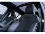 Volvo XC40 Recharge Twin Pro | Schuif-/kanteldak | Trekhaak | Stoel-/Stuurverwarming | Power Seats | Harman Kardon Audio | 360 camera | Keyless Entry | DAB |