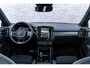 Volvo XC40 Recharge Twin Pro | Schuif-/kanteldak | Trekhaak | Stoel-/Stuurverwarming | Power Seats | Harman Kardon Audio | 360 camera | Keyless Entry | DAB |