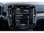 Volvo XC40 Recharge Twin Pro | Schuif-/kanteldak | Trekhaak | Stoel-/Stuurverwarming | Power Seats | Harman Kardon Audio | 360 camera | Keyless Entry | DAB |