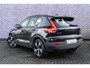 Volvo XC40 Recharge Twin Pro | Schuif-/kanteldak | Trekhaak | Stoel-/Stuurverwarming | Power Seats | Harman Kardon Audio | 360 camera | Keyless Entry | DAB |