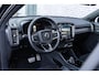 Volvo XC40 Recharge Twin Pro | Schuif-/kanteldak | Trekhaak | Stoel-/Stuurverwarming | Power Seats | Harman Kardon Audio | 360 camera | Keyless Entry | DAB |