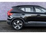 Volvo XC40 Recharge Twin Pro | Schuif-/kanteldak | Trekhaak | Stoel-/Stuurverwarming | Power Seats | Harman Kardon Audio | 360 camera | Keyless Entry | DAB |
