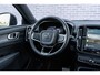 Volvo XC40 Recharge Twin Pro | Schuif-/kanteldak | Trekhaak | Stoel-/Stuurverwarming | Power Seats | Harman Kardon Audio | 360 camera | Keyless Entry | DAB |
