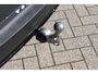 Volvo XC40 2.0 B4 Plus Dark Google Infotainment / Semi elektrisch wegklapbare trekhaak / Verwarmbare voorruit / Harman Kardon Audio installatie / Elektrisch bedienbare voorstoelen