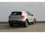 Volvo XC40 2.0 B4 Plus Dark Google Infotainment / Semi elektrisch wegklapbare trekhaak / Verwarmbare voorruit / Harman Kardon Audio installatie / Elektrisch bedienbare voorstoelen
