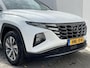 Hyundai Tucson 1.6 T-GDI HEV 230 PK Premium Automaat / Trekgewicht 1650 kg / Apple Carplay Android Auto / Stuur- en Stoelverwarming / Rondomzicht camera / Climate Control / Stoelventilatie voor /