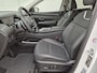 Hyundai Tucson 1.6 T-GDI HEV 230 PK Premium Automaat / Trekgewicht 1650 kg / Apple Carplay Android Auto / Stuur- en Stoelverwarming / Rondomzicht camera / Climate Control / Stoelventilatie voor /
