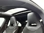 Mercedes-Benz CLA 180 AMG Line Panoramadak | 5 spaaks lichtmetalen velgen MBUX wide screen | Navigatie | Parking support met camera achter | Inclusief 24 maanden Mercedes-Benz Certified garantie voor Europa.