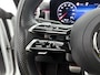 Mercedes-Benz CLA 180 AMG Line Panoramadak | 5 spaaks lichtmetalen velgen MBUX wide screen | Navigatie | Parking support met camera achter | Inclusief 24 maanden Mercedes-Benz Certified garantie voor Europa.