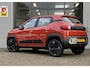 Dacia Spring Extreme 65 26.8 kWh l Snel Laden l Parkeersensoren l Navi l Camera l AppleCarplay