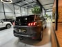 Peugeot 5008 1.2 PureTech Blue Lease Allure 7P. NAP Garantie Trekhaak Carplay Elek Achterklep Cruise Clima Navi Led Sfeer Rijklaar