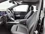 Mercedes-Benz EQA 250+ Business Solution Luxury 71 kWh | Trekhaak | GUARD 360° Voertuigbescherming Plus | Parkeerpakket met achteruitrijcamera | USB pakket plus | EASY PACK achterklep | Dodehoekassistent | Stoelverwarming voor |