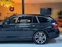 BMW 3-Serie Touring 320i xDrive Edition Sport Line Shadow Executive Garantie Head-Up Pano Camera Elek Achterklep Cruise Rijklaar