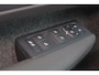 Volvo XC40 T5 Recharge R-Design - Panorama/schuifdak - IntelliSafe Assist & Surround - 360º Camera - Harman/Kardon audio - Verwarmde voorstoelen & stuur - Parkeersensoren voor & achter - Elektr. bedienb. voorstoelen met geheugen links - Draadloze tel. lader - Extra getint glas - 19' LMV