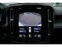 Volvo XC40 1.5 T4 Plug-In Hybrid Inscription | Elektrisch glazen panorama-dak | Semi Elektrsiche Trekhaak | Elektrisch verstelb. bestuurdersstoel met geheugen | Parkeercamera | Parkeersensoren voor + achter | lederen bekleding| Extra getint glas| Elektrisch glazen panorama-dak| Premium Audio by Harman Kardon|