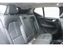 Volvo XC40 1.5 T4 Plug-In Hybrid Inscription | Elektrisch glazen panorama-dak | Semi Elektrsiche Trekhaak | Elektrisch verstelb. bestuurdersstoel met geheugen | Parkeercamera | Parkeersensoren voor + achter | lederen bekleding| Extra getint glas| Elektrisch glazen panorama-dak| Premium Audio by Harman Kardon|