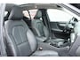 Volvo XC40 1.5 T4 Plug-In Hybrid Inscription | Elektrisch glazen panorama-dak | Semi Elektrsiche Trekhaak | Elektrisch verstelb. bestuurdersstoel met geheugen | Parkeercamera | Parkeersensoren voor + achter | lederen bekleding| Extra getint glas| Elektrisch glazen panorama-dak| Premium Audio by Harman Kardon|