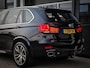 BMW X5 40D xDrive M-Sport | HUD | COMFORTZETELS | PANO | LED | CARBONSCHWARZ METTALIC | TREKHAAK | MEMORY