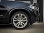 BMW X5 40D xDrive M-Sport | HUD | COMFORTZETELS | PANO | LED | CARBONSCHWARZ METTALIC | TREKHAAK | MEMORY