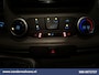 Ford Transit Custom 2.0 TDCI 131pk L2H1 Euro6 Airco | LED | Apple Carplay | Cruisecontrol | 2800kg Trekhaak Parkeersensoren, Stoelverwarming, Verwarmde voorruit, Bijrijdersbank