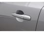 Volvo V40 T3 152PK Dynamic Edition / Cruise control / Panoramadak / Parkeeren met camera / Harman kardon audio / Standkachel / Stoelverwarming