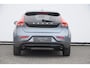 Volvo V40 T3 152PK Dynamic Edition / Cruise control / Panoramadak / Parkeeren met camera / Harman kardon audio / Standkachel / Stoelverwarming