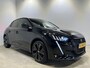 Peugeot 208 1.2 Turbo GT | Navigatie/Apple Carplay/Android Auto | LM Velgen 17" | Achteruitrijcamera en PDC Voor en Achter | Cruise Control | Voorstoelen Verwarmd | Airco |