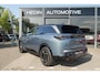 Peugeot e-5008 GT Avantage 73 kWh | Warmtepomp | 360 graden camera | Alcantara stoelen met elektrische functie |
