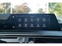 Peugeot e-5008 GT Avantage 73 kWh | Warmtepomp | 360 graden camera | Alcantara stoelen met elektrische functie |